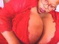 Boobs2dieFor